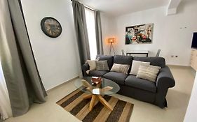 Gotoseville Altair Suites